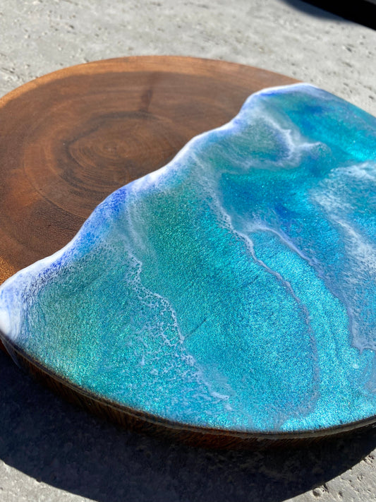 Live Edge Round Charcuterie Board - AURABAGS SHOP