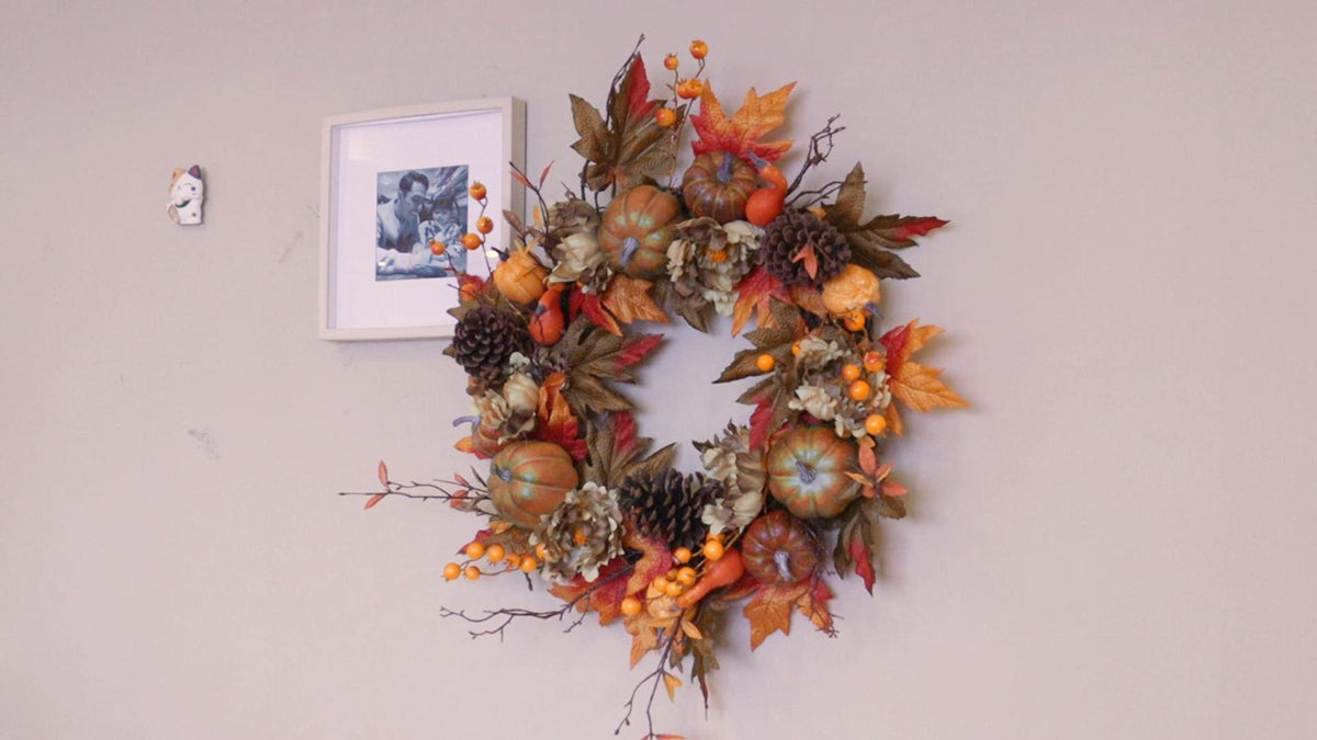 SOFTFLAME 20" Fall Wreath for Front Door, Autumn Artificial Wreath with Pumpkin, Pine Cone, Maple Leaves, Berries, Gift Ideal for Halloween Thanksgiving Home Decoration