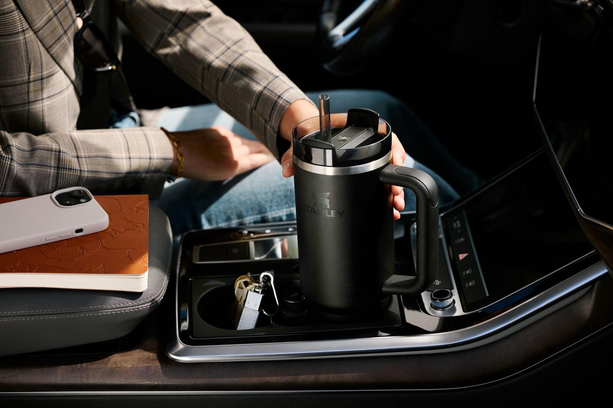 STANLEY Quencher H2.0 Tumbler with Handle and Straw 40 oz | Flowstate 3-Position Lid | Cup Holder Compatible for Travel | Insulated Stainless Steel Cup | BPA-Free | Purple Dust 🍁 All In One Marketplace Canada