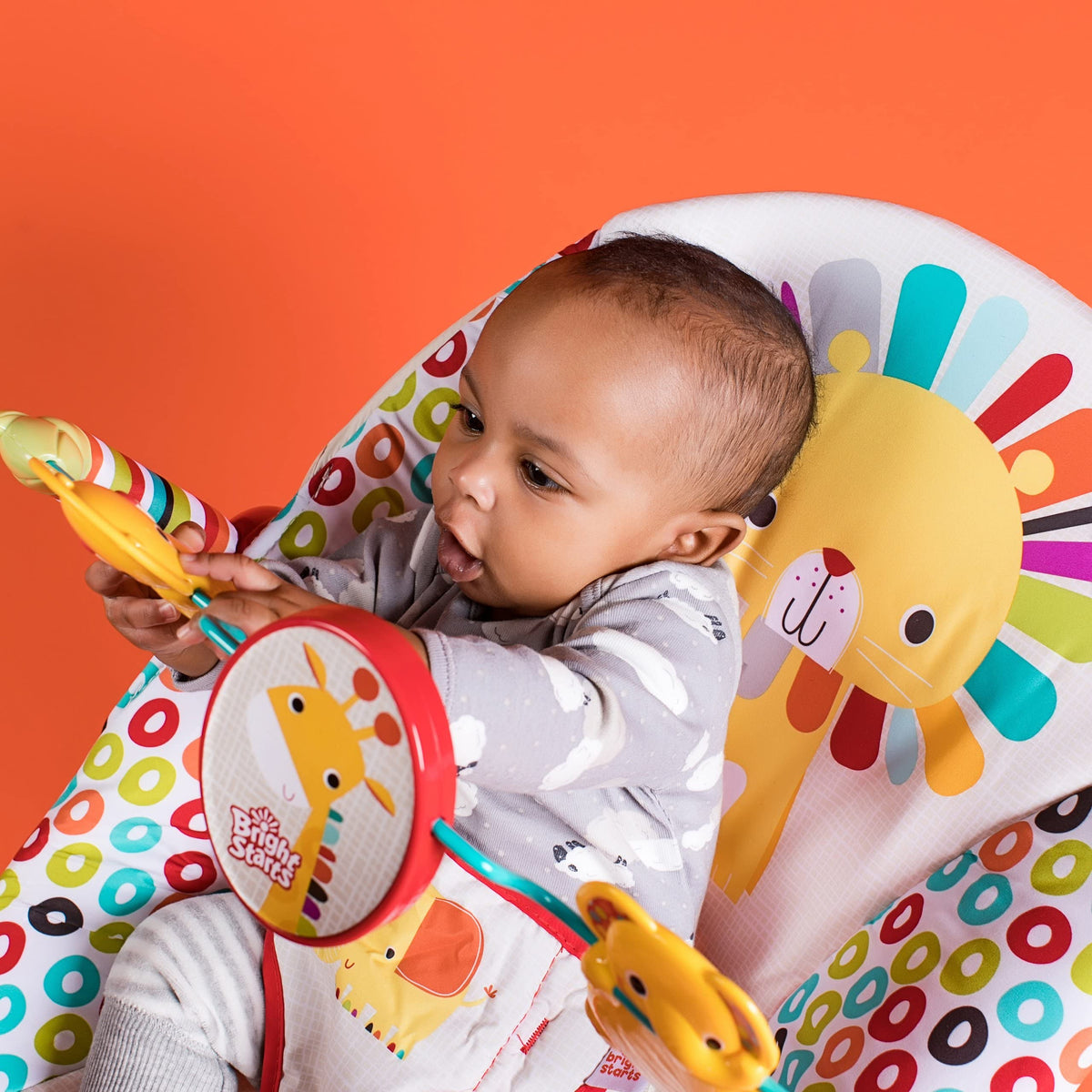 Bright Starts Portable Baby Bouncer Soothing Vibrations Infant Seat with Removable Toy Bar, 0-6 Months 6-20 lbs (Playful Pinwheels) ๐ All In One Marketplace Canada