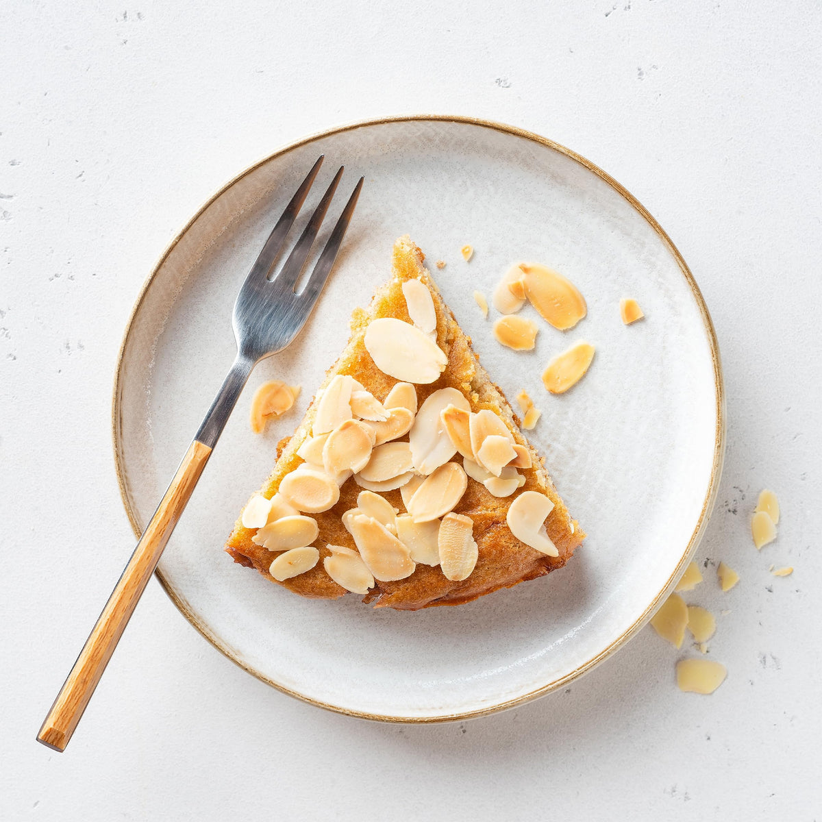 Yupik Blanched Sliced Almonds, Extra Thin, 1Kg, California Almonds, Gluten-Free, Kosher, Raw, Good Source Of Protein, Fiber, Iron & Calcium, Low In Carb ๐ All In One Marketplace Canada