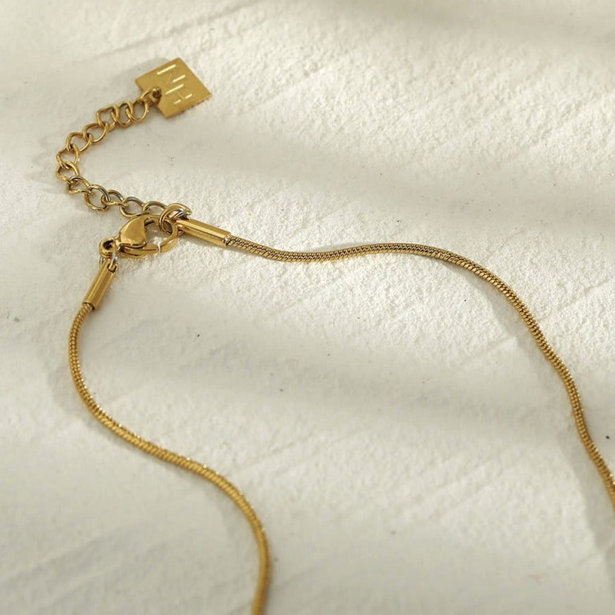 AMELIA Trio Textured Circle Pendants Gold Necklace
