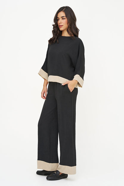 Women's Woven Color-Blocked Top, with a Wide Crew-Neckline &  3/4th Length Sleeves