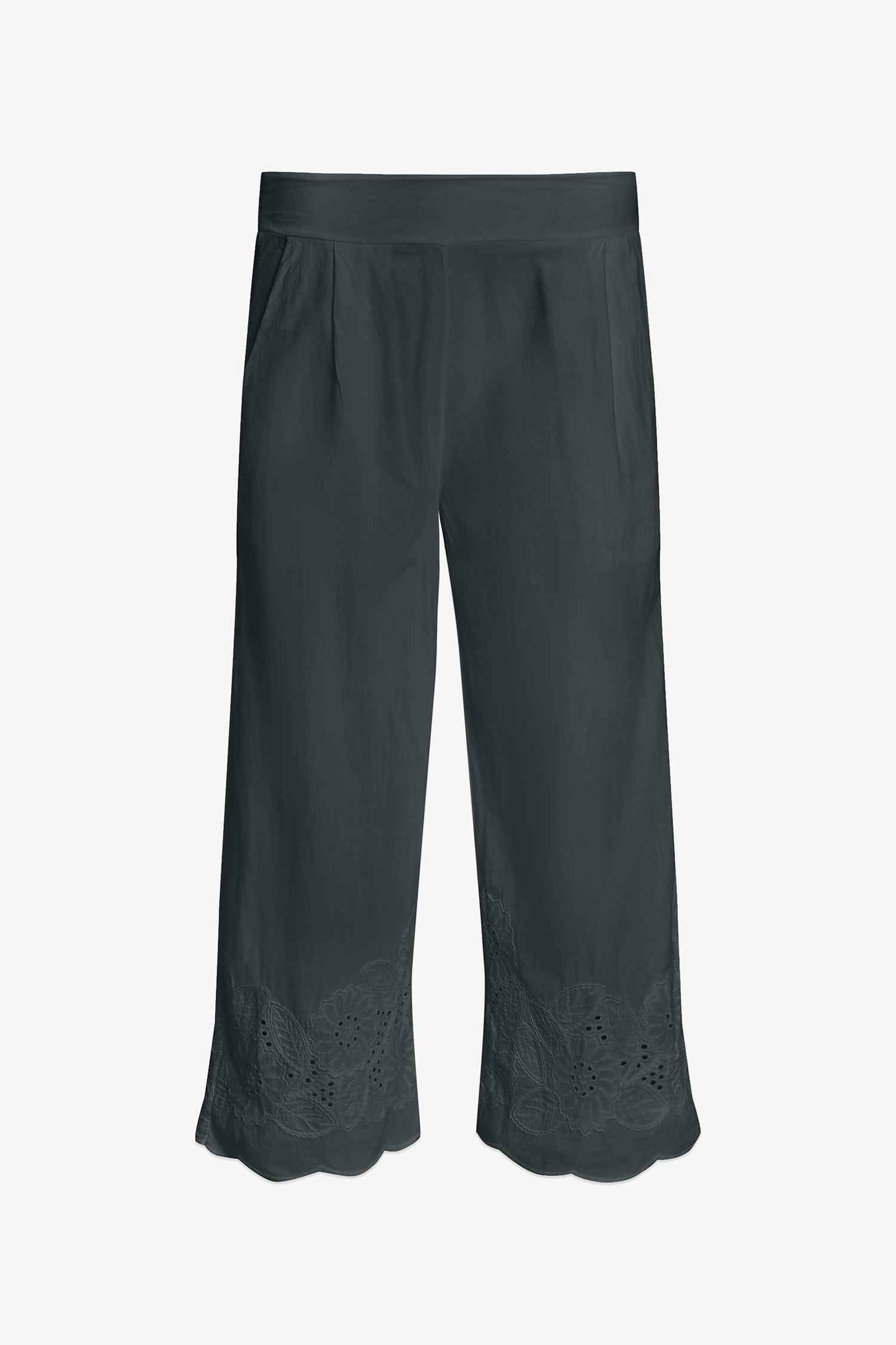 Women's Woven Capri Trousers