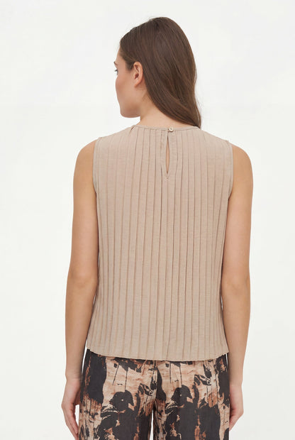 Women's Pleated Crew-Neck Sleeveless Top