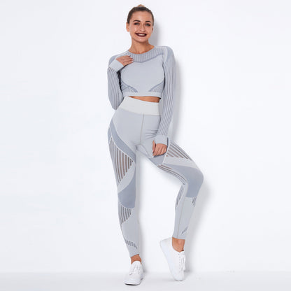 Women’s Seamless Knitted Long-Sleeve Yoga Set – Absorbent Workout Activewear