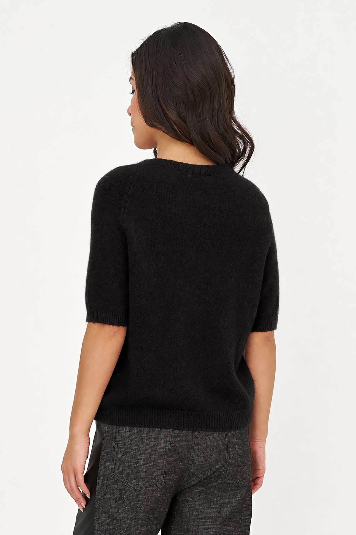 Women's Soft Brushed-Knit Crew-Neck Sweater with Elbow-Length Sleeves