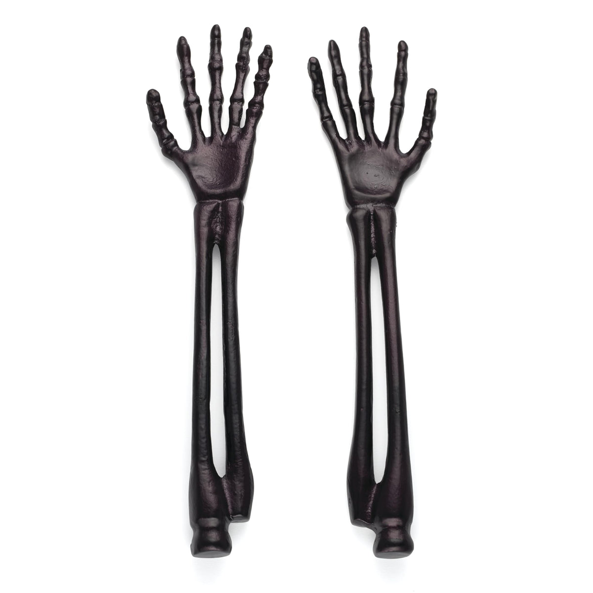 Oneida Flatware Utensil Set, Vintro Halloween Satin Black Skeleton 2-Piece Salad Servers Set, Aluminum Kitchen Utensils Set, Tongs, Black, Halloween Decor Indoor, Salad Serving Set (2 Piece, 12-inch)