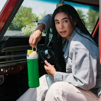 Owala FreeSip Insulated Stainless Steel Water Bottle with Straw, BPA-Free Sports Water Bottle, Great for Travel, 24 Oz, Putting Green 🍁 All In One Marketplace Canada
