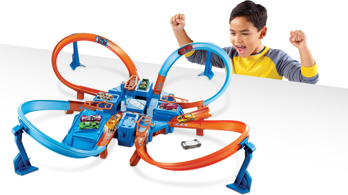 Hot Wheels Track Set with 1:64 Scale Toy Car, 4 Intersections for Crashing, Powered by a Motorized Booster, Criss-Cross Crash Track 🍁 All In One Marketplace Canada