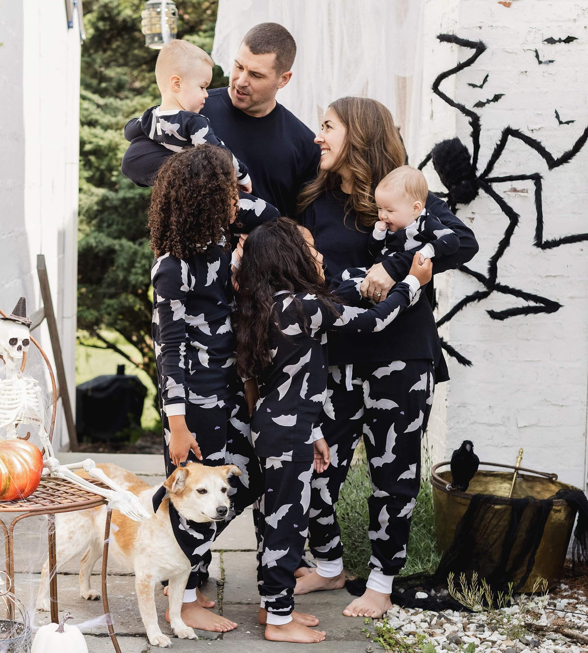 Burt's Bees Baby and Family Matching Holiday Organic Cotton Pajamas, Halloween Bats, 12 Months