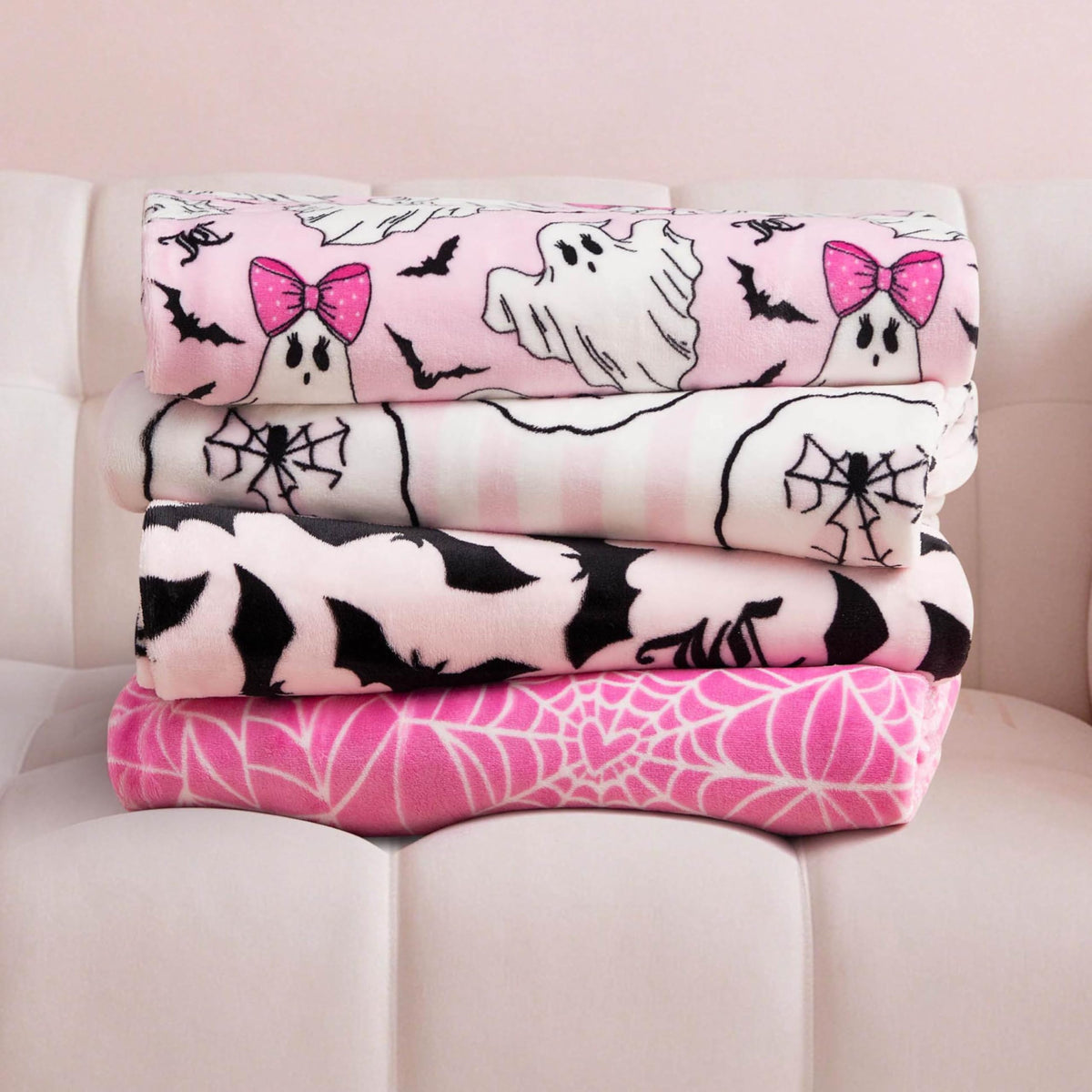 Juicy Couture Heart Spider Webs Halloween Plush Throw Blanket, Soft Polyester Decorative Throw for Sofa or Bed, Hot Pink, 50"x60"