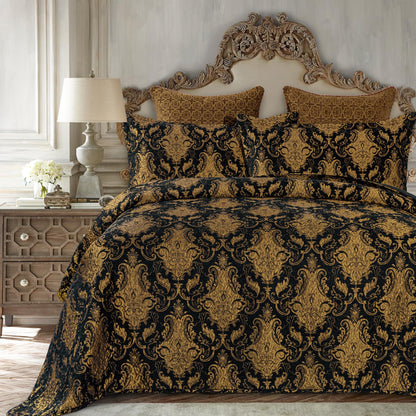 Loom and Mill Luxury Quilt Set 3 Piece, Classic Damask Quilted Bedspread Queen Size with 2 Shams, Soft Lightweight Jacquard Bedding Coverlet Set for Halloween Christmas All Season (Black, Queen)