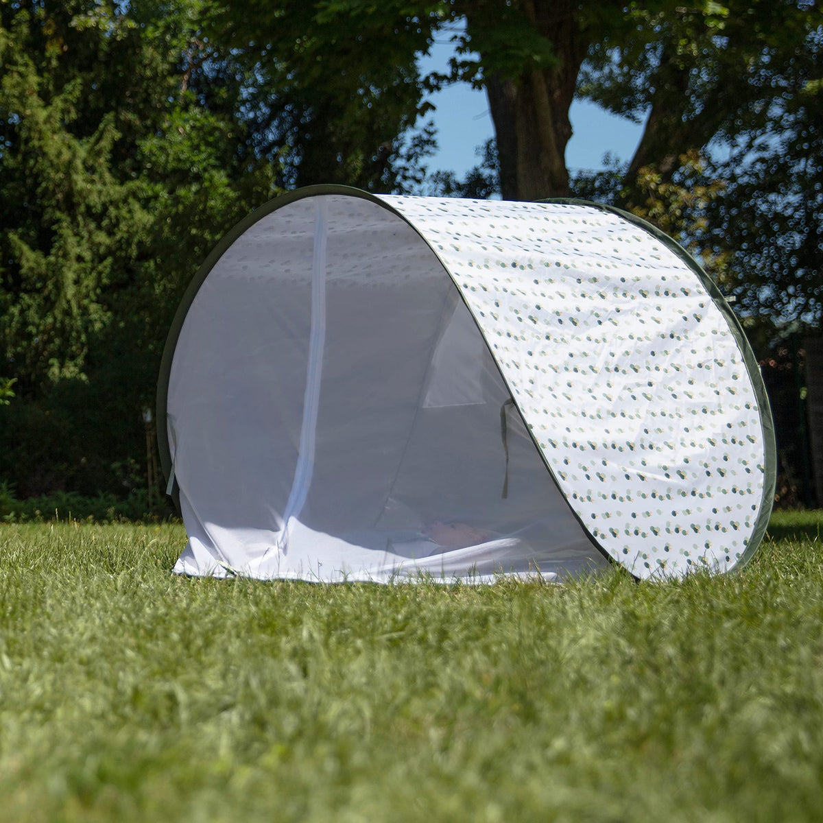Babymoov Anti-UV Baby & Toddler Beach Tent, Pop-Up Sun Shade Shelter with UPF 50+ Protection, Portable Outdoor Canopy, Ventilated Shade, Floor Mat & Carry Bag, Provence 🍁 All In One Marketplace Canada