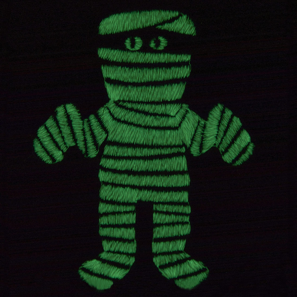 SKL Home Halloween Creepin' Real Glow-in-The-Dark Hand Towel Set for Bath/Kitchen/Bar & Gift, 2 Count