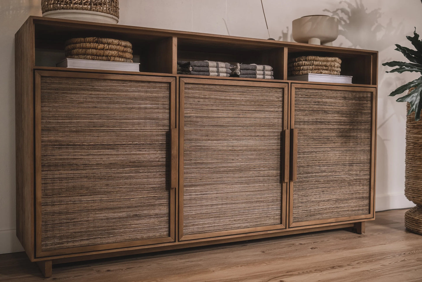 Hopper Highboard mit 3 Türen