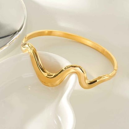 SEBASTIAN  Gold: Artfully Curved Avant-Garde Abstract Bracelet