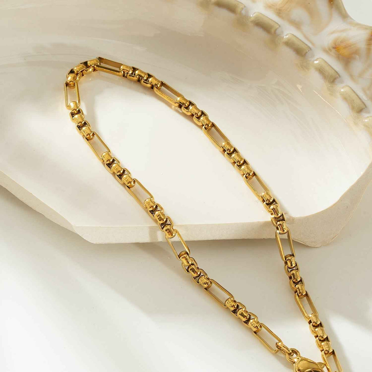 RIKIA Gold: Industrial Chic Vintage Link Bracelet