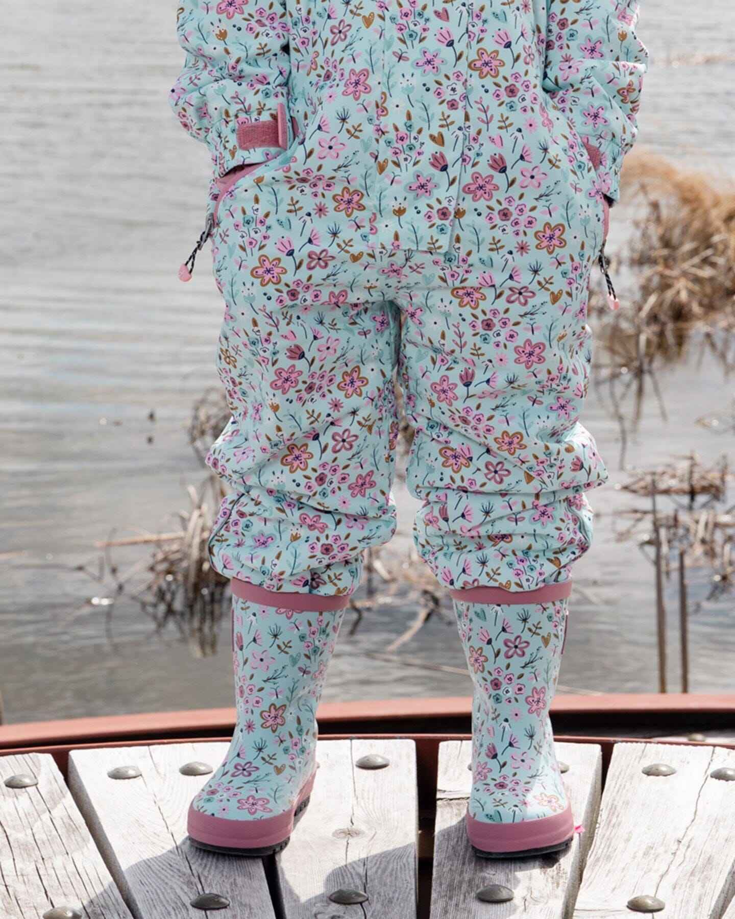 Rain Boots In Natural Rubber Blue Mini Flower Print
