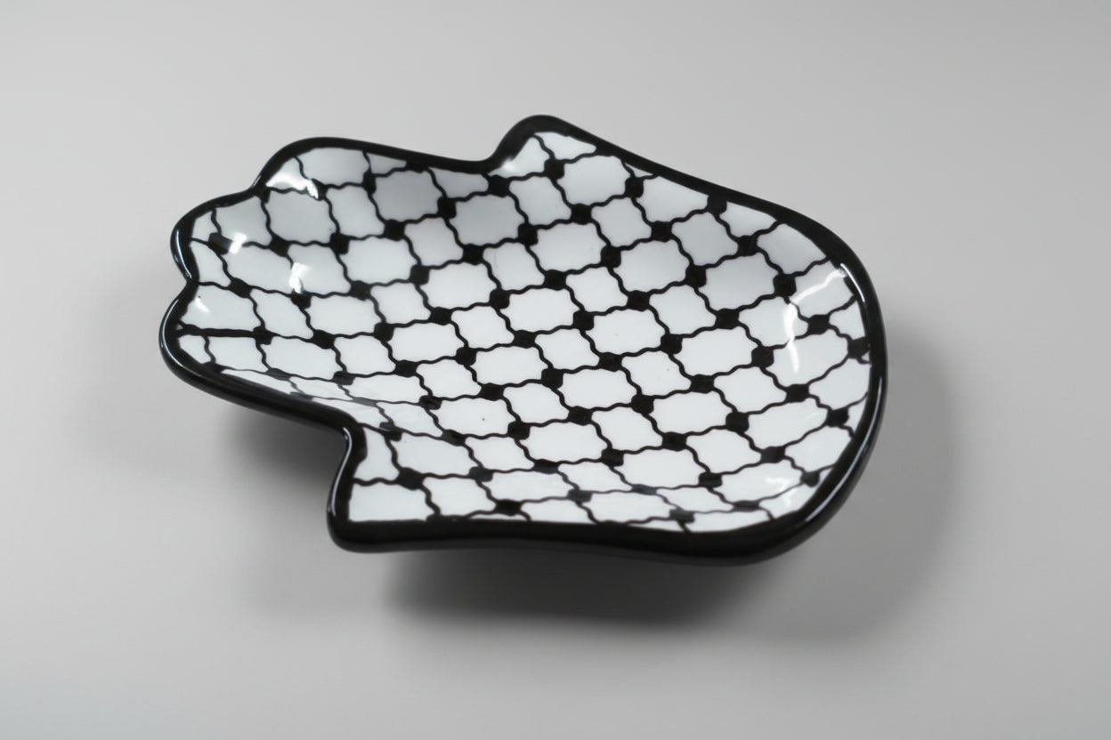Handgemachte Keramik-Hamsa-Schale in Handform – 18 cm Servierteller