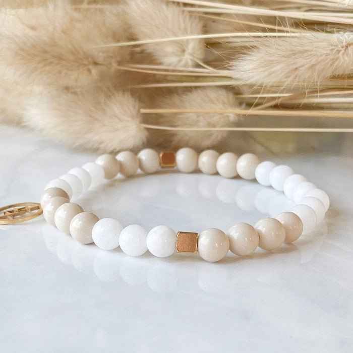 ORION | Bracelet en pierre de rivière, jade blanc et inox
