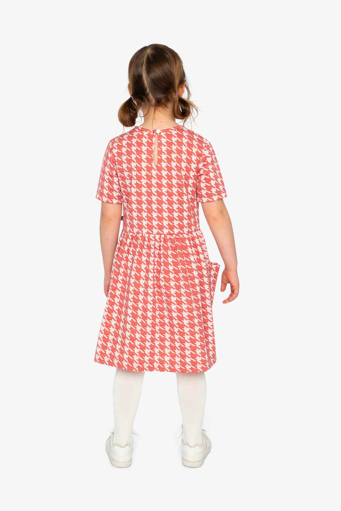 Short Sleeve Dress With Pockets Pink And White Houndstooth
