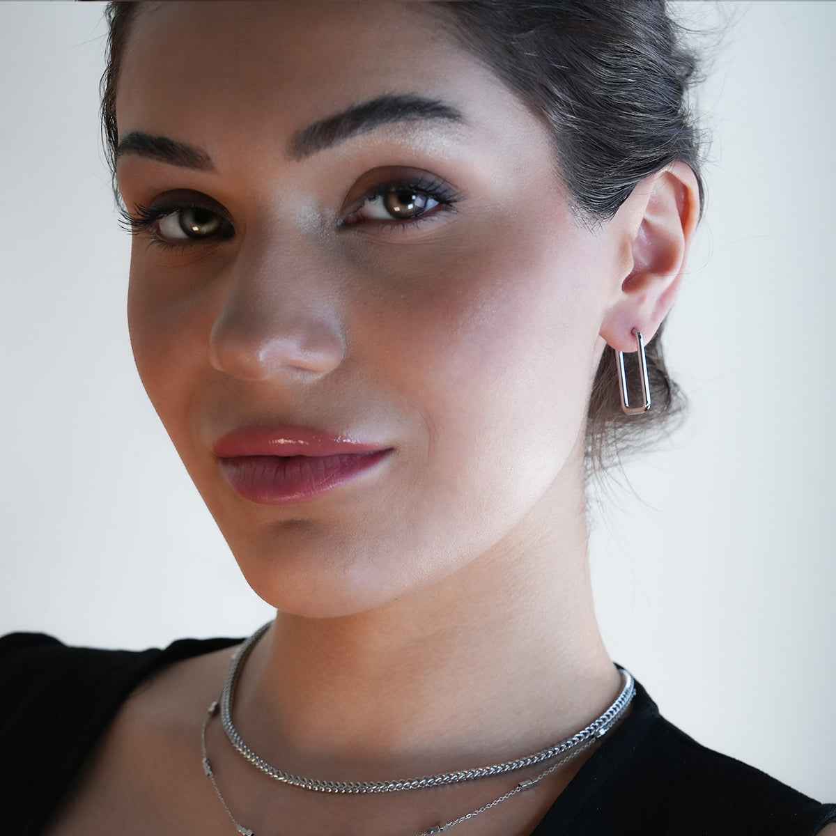 MAZUNTA Silver (White Gold): Rentangle Shaped Hoops - A Bold Twist on Classic Elegance