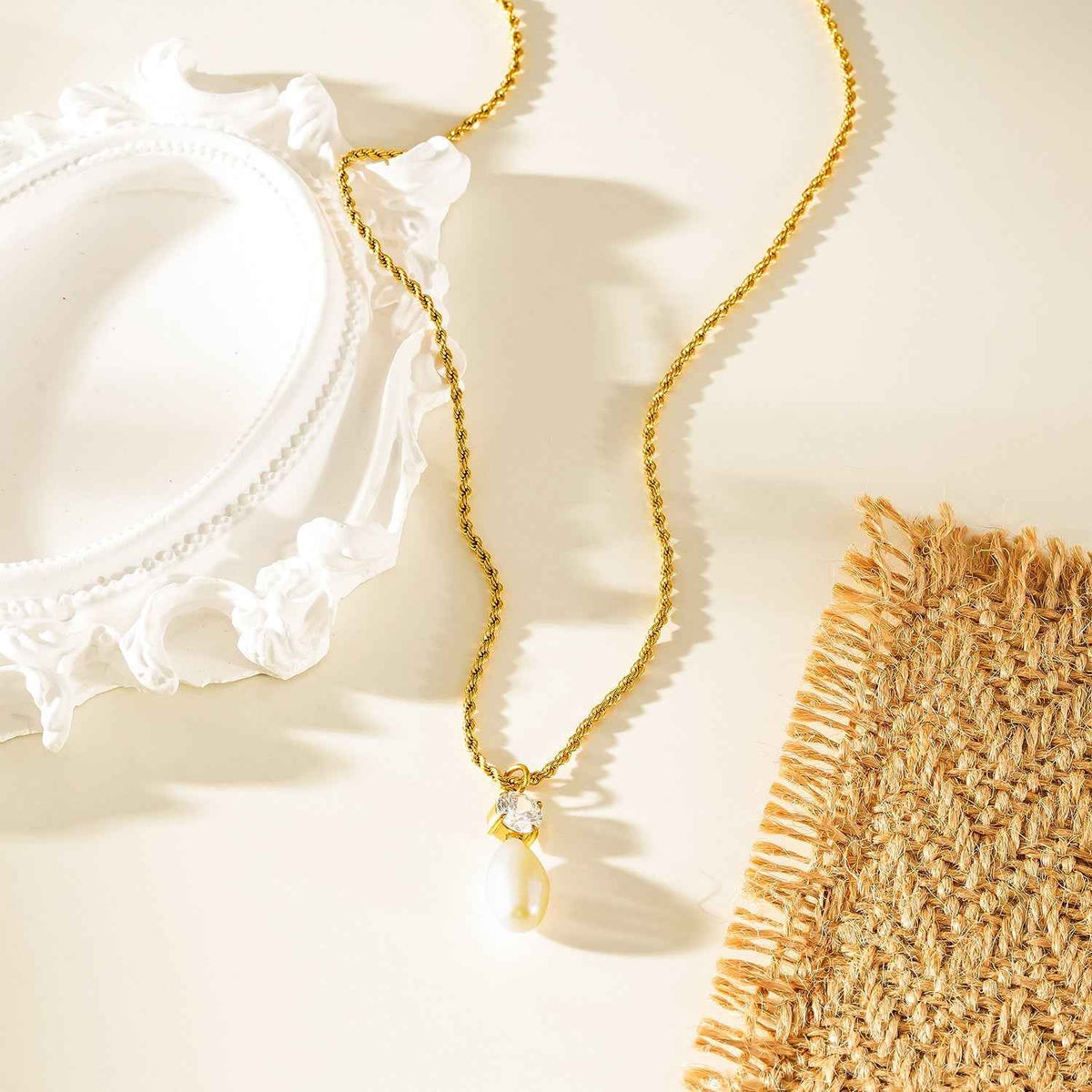 ORSOLIA Gold: Vintage Rope Chain Necklace with Freshwater Pearl & Solitaire Zirconia Charm