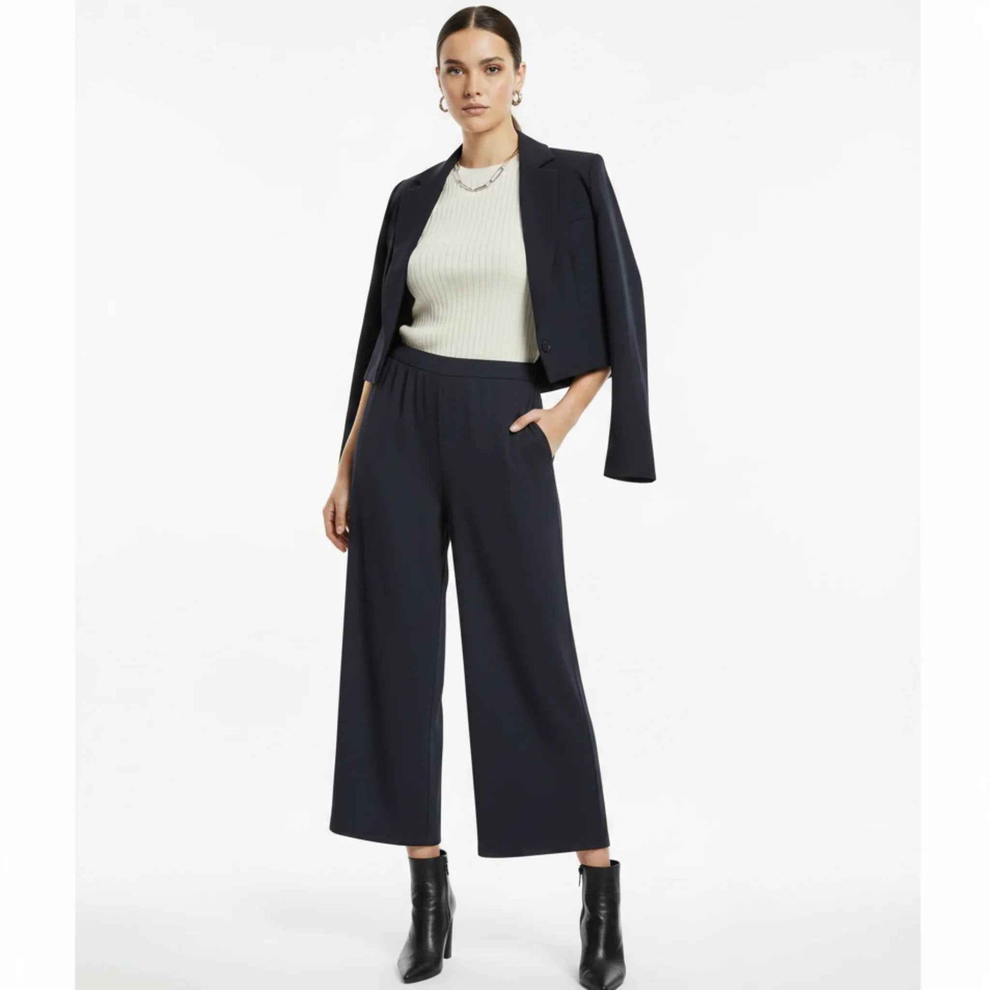 Pantalon fluide court