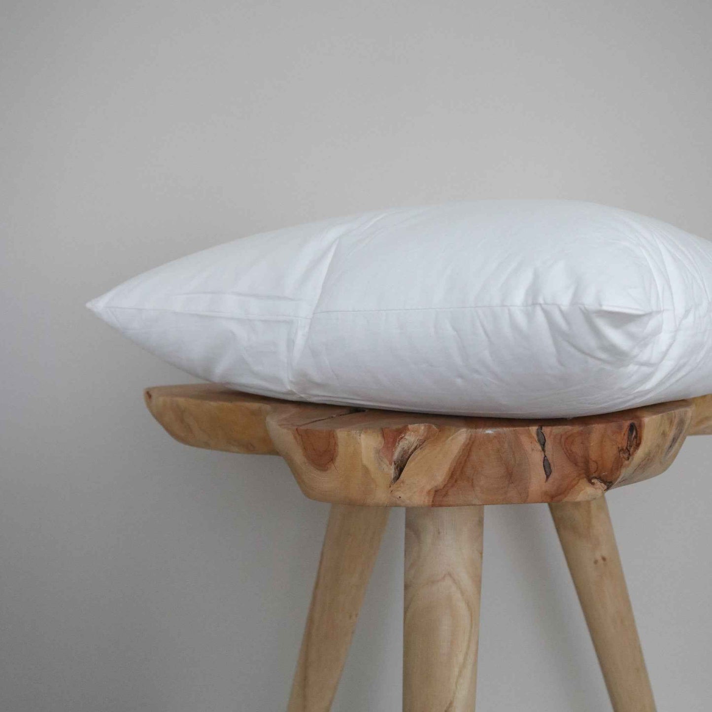FAUX DOWN CUSHION INSERT FOR 18" X 18"