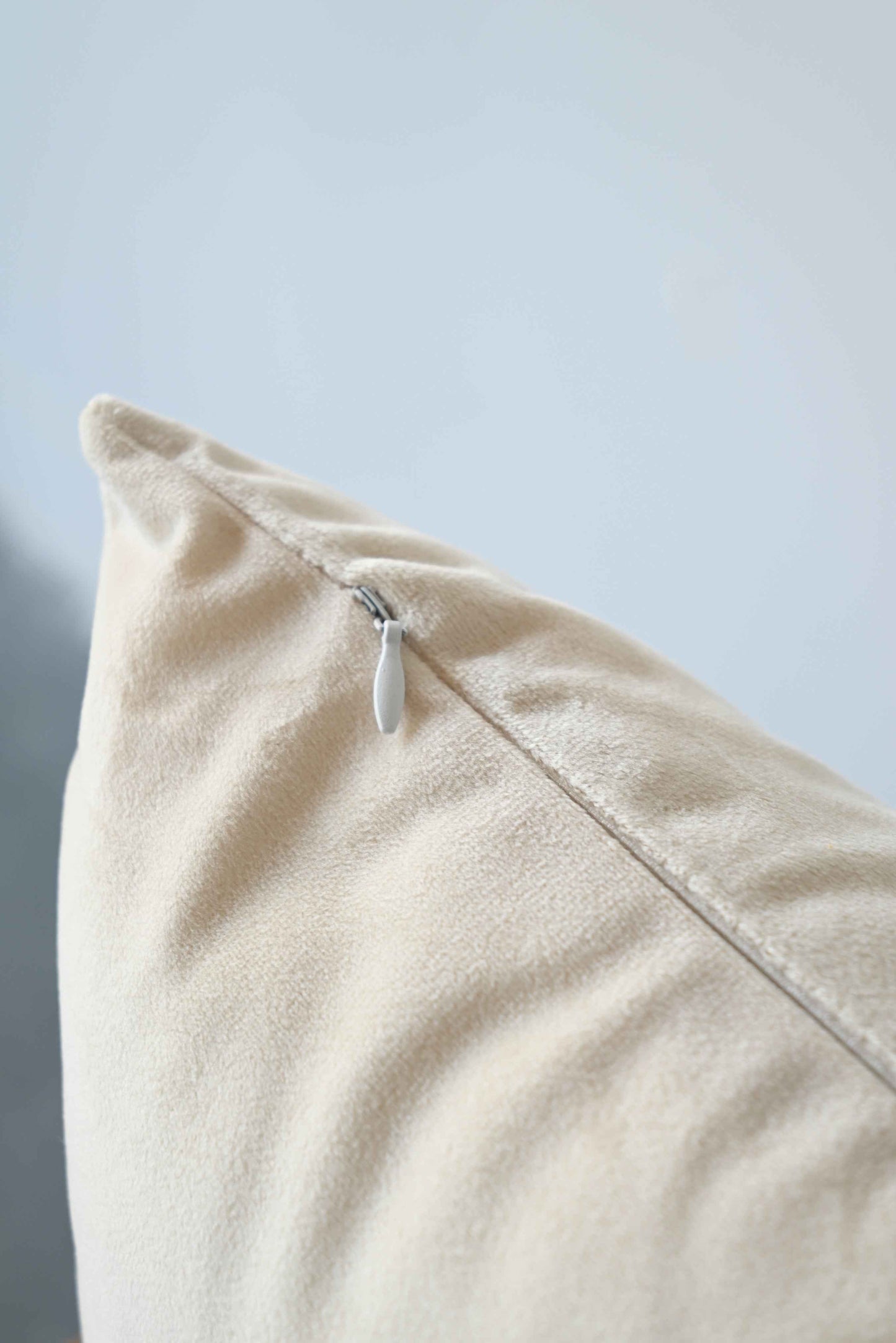 VELVET - IVORY LUMBAR