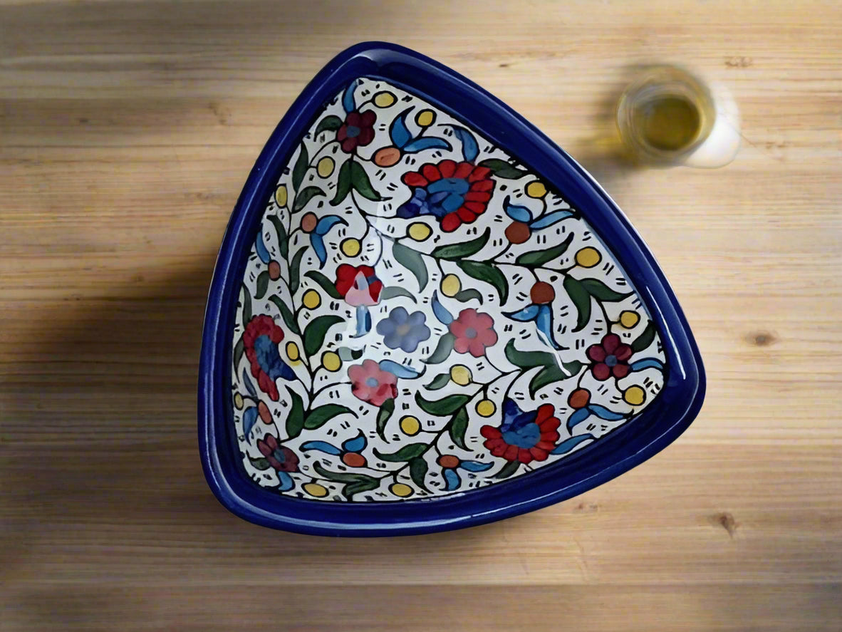 Handgemachte Keramik-Vorspeisenplatte „Dreieck“ – 17,8 cm Servierschale | Marokkanische und florale Muster