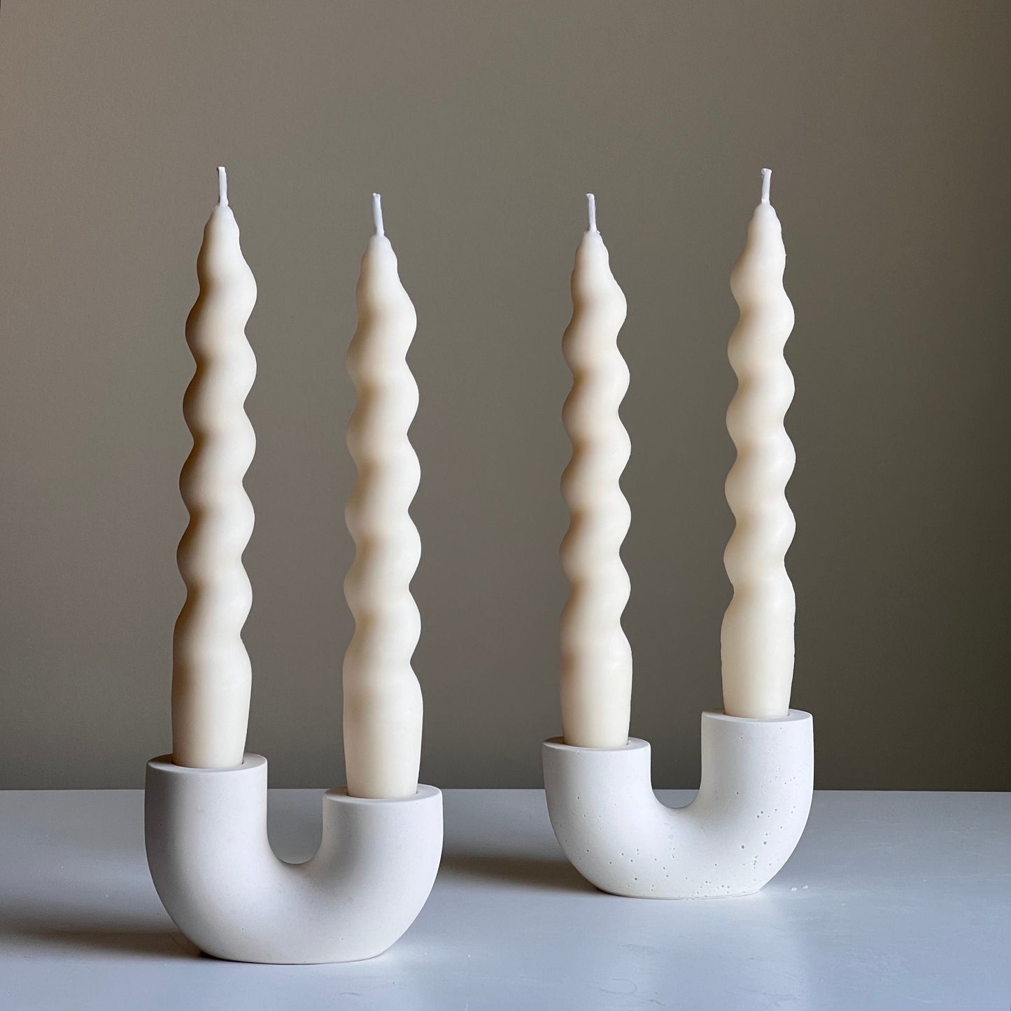 Jesmonite Doppelkerzenhalter | Moderne Hochzeit Tischdeko