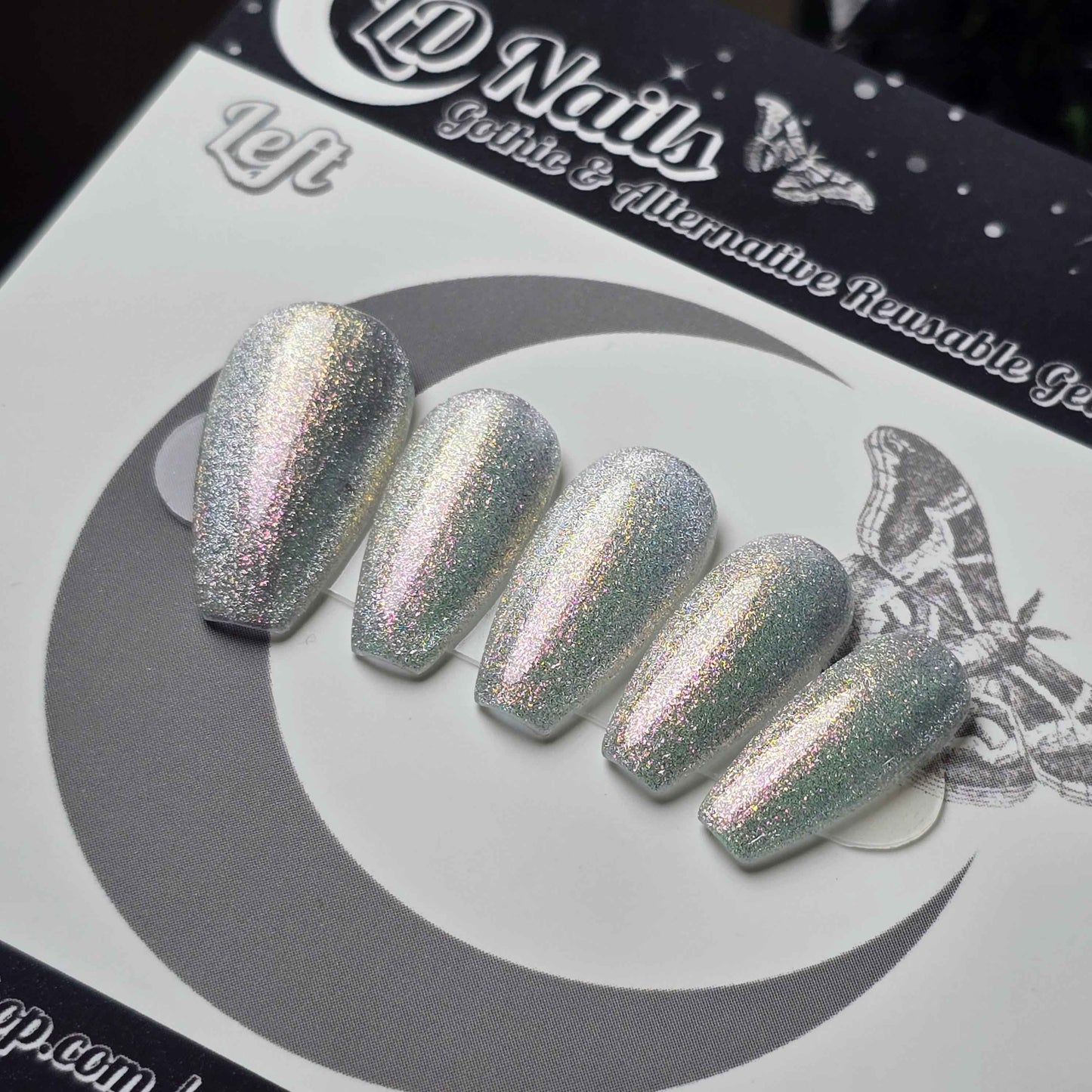 Mirror Mirror: Fairytale Cat Eye