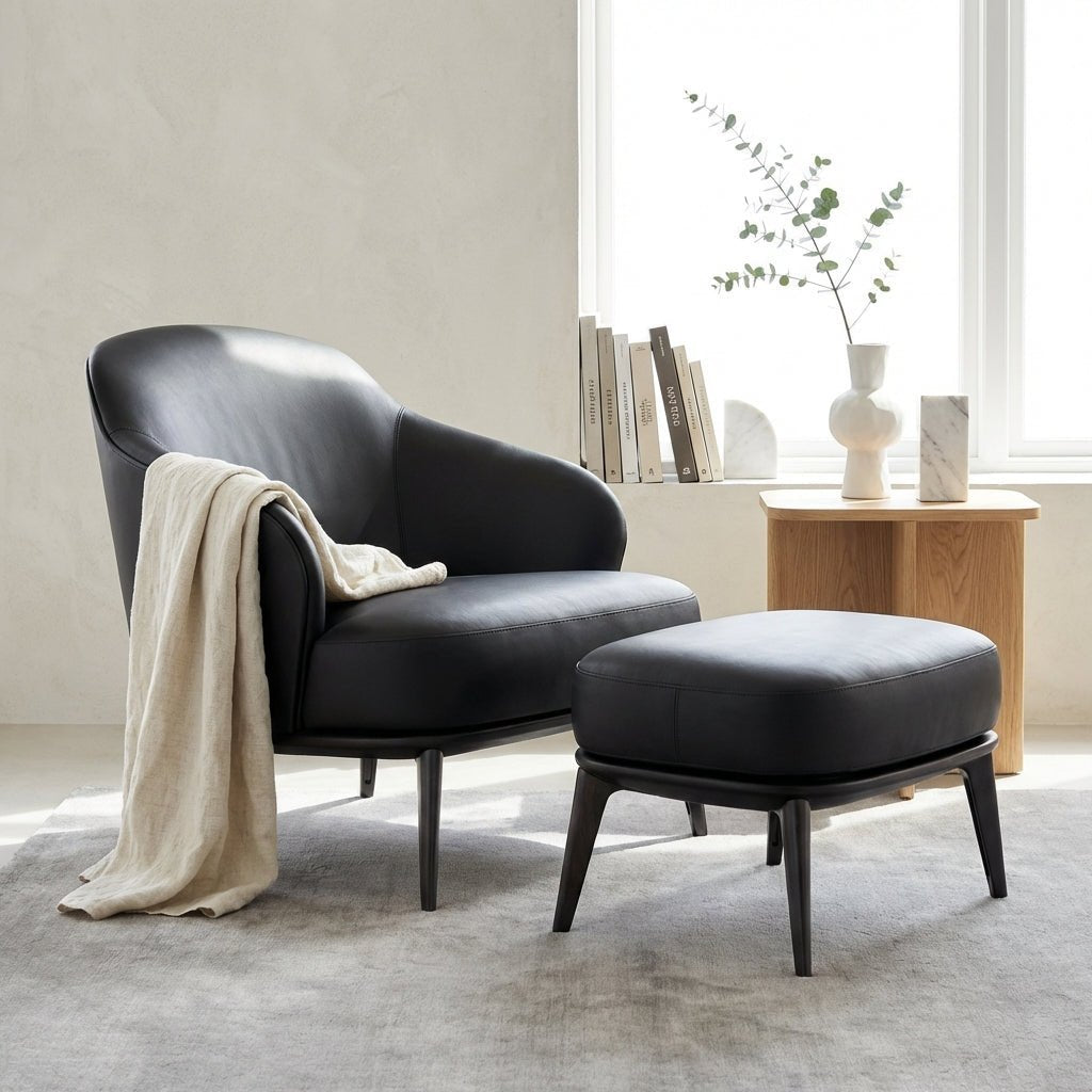 Kensington Leder-Sessel und Ottoman