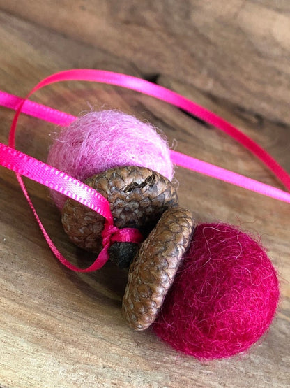 Double Felted Acorn | Fuchsia & Raspberry | Aromatherapy Diffuser