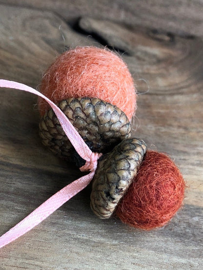 Double Felted Acorn | Burnt Umber & Terra Cotta | Aromatherapy Diffuser