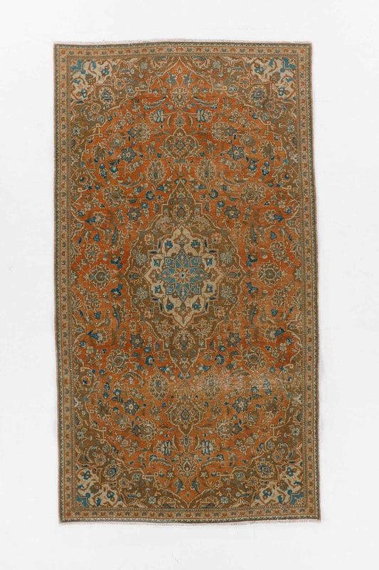 Persian Kashan Rug | 4' 3" x 8' 5"