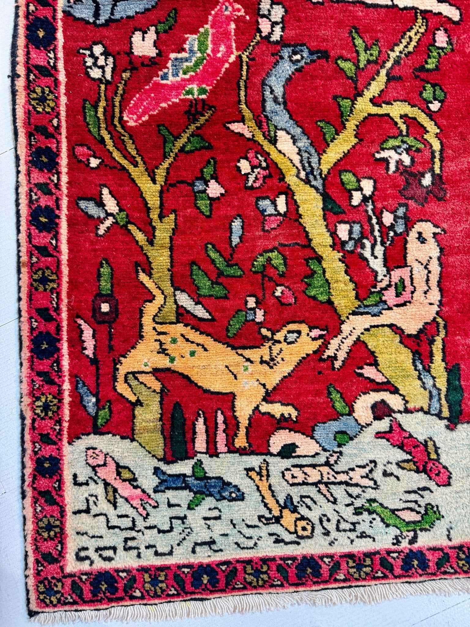 Persian Tabriz Rug | 3' 2” x 5' 11"