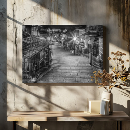 Wandbild Ninen-zaka im historischen Kyoto am Abend - monochrom