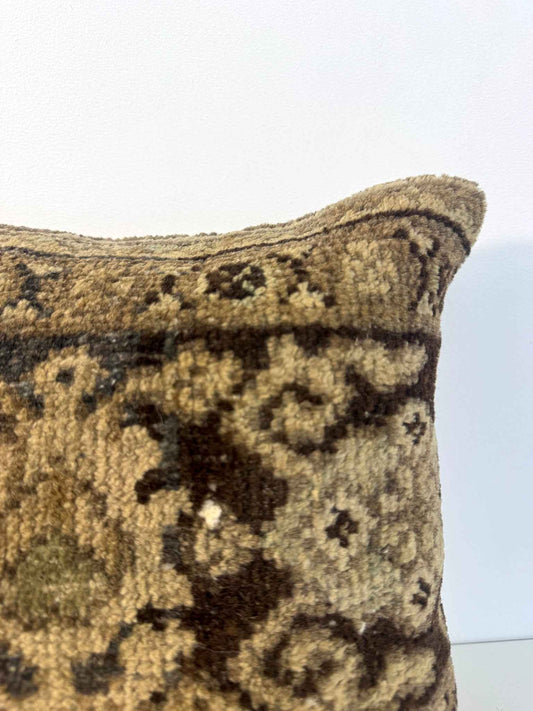 Pillow No. 029 | 16" x 16"