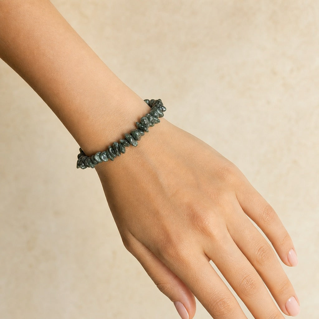 Seraphinite Chip Bead Bracelet