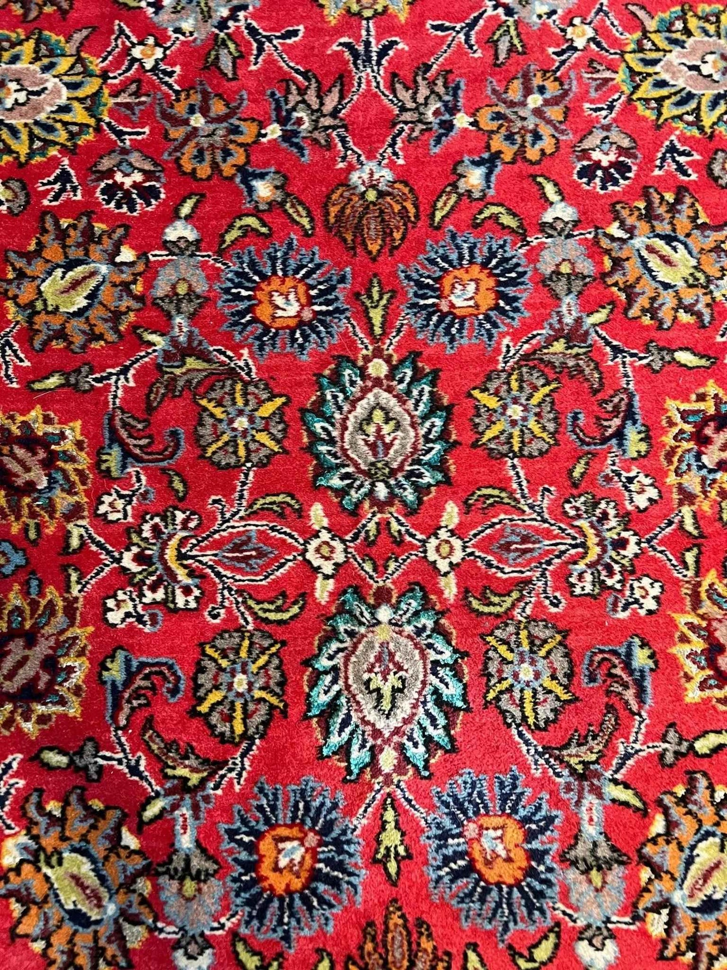 Wool and silk Qum rug|6’7”x4’6”